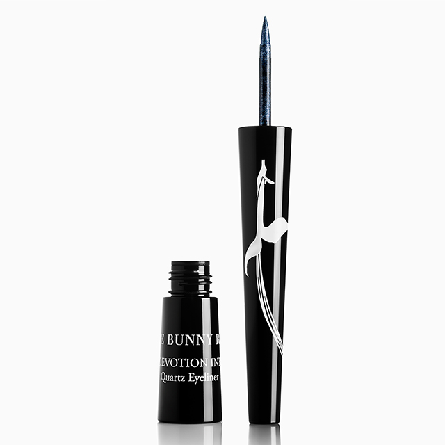 Quartz Eyeliner Tanzanite Essence от Rouge Bunny Rouge